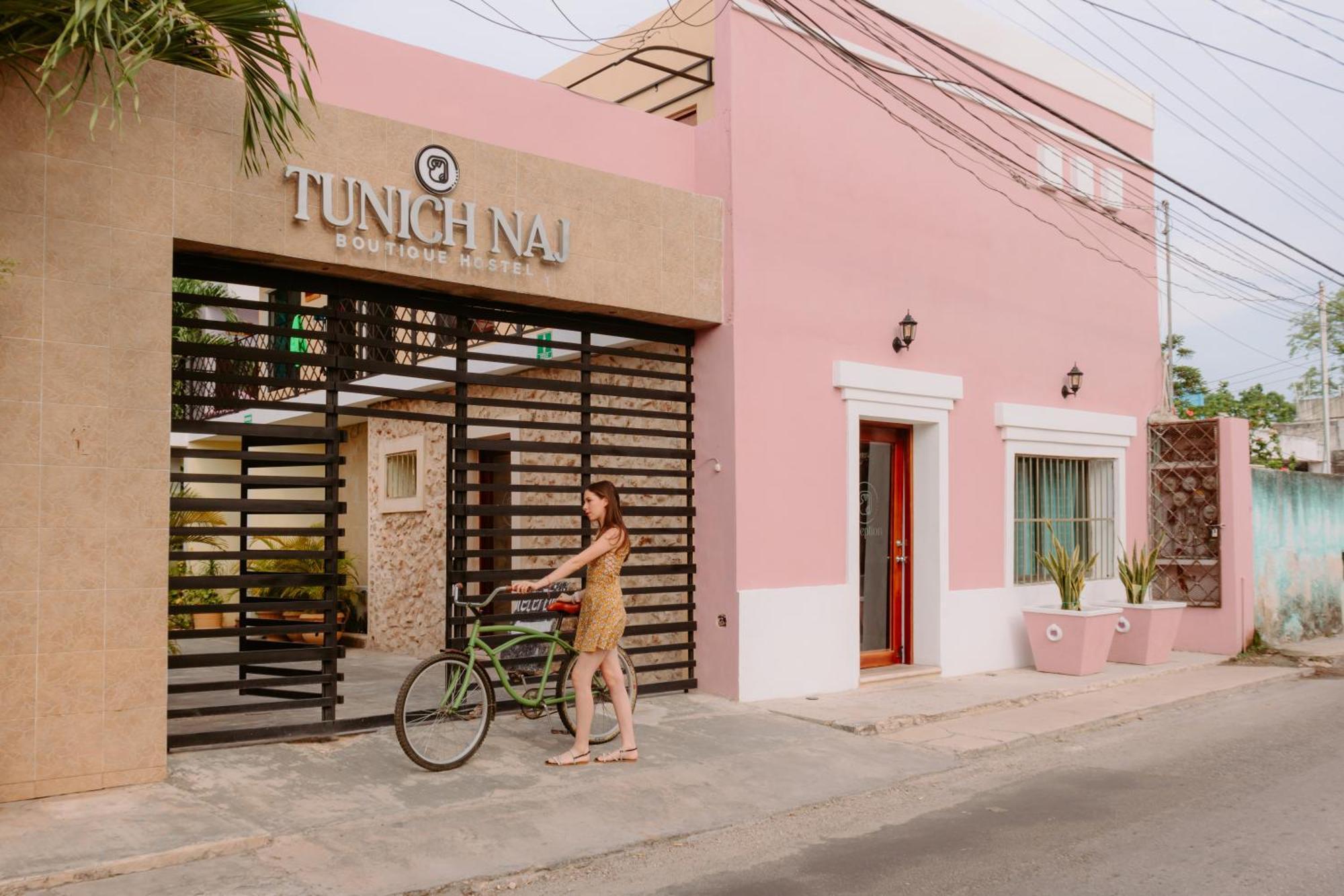 Hostal Tunich Naj & Hotel Hostel *